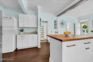 321 S 7th Street, Wilmington, NC 28401 — 3-bedroom home, Wilmington, NC, photo 16 of 34: 019_img_7548_284