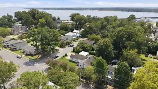 525 E 2nd Street A&B, Washington, NC 27889 – photo 7: 7-web-or-mls-DJI_20260813133106_0611_D_e