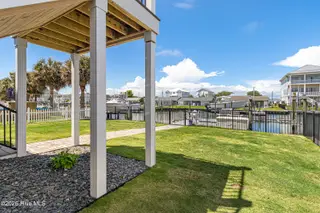 524 N Kinston Avenue, Atlantic Beach, NC 28512 – photo 18: Backyard with views