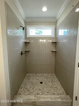 265 St Andrews Drive, Pinehurst, NC 28374 – photo 15: Primary Bath Walk-in