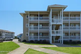 650 Cedar Point Boulevard C11, Cedar Point, NC 28584 – photo 5: 44-web-or-mls-IMG_7890