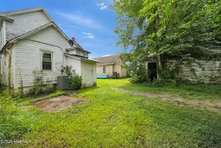 1113 Wood Street, Elizabeth City, NC 27909 – photo 23: 30