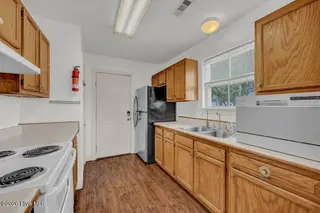 100 S 11th Street, Wilmington, NC 28401 – photo 13