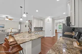 46 Vella Lane, Wilmington, NC 28411 — 4-bedroom home in Harborside, Wilmington, NC, photo 15 of 70: 19_kitchen