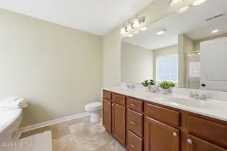 536 Arbor Drive, Greenville, NC 27858 – photo 21: 36-web-or-mls-IMG_1124