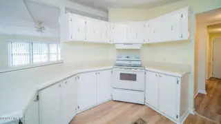 1076 Clubview Lane SW, Calabash, NC 28467 — 3-bedroom manufactured home in Village At Calabash, Calabash, NC, photo 14 of 23