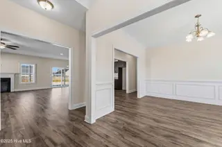 209 Big August Way, Jacksonville, NC 28546 – photo 4: DSC04257