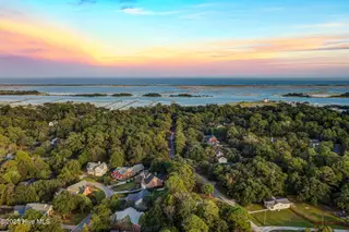 110 Cabbage Inlet Lane, Wilmington, NC 28409 — 4-bedroom home in Whiskey Creek Estates, Wilmington, NC, photo 5 of 69: 110CabbageInletRevised-82