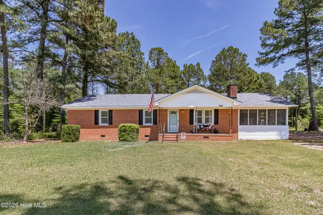 989 Garner Chapel Road, Mount Olive, NC 28365