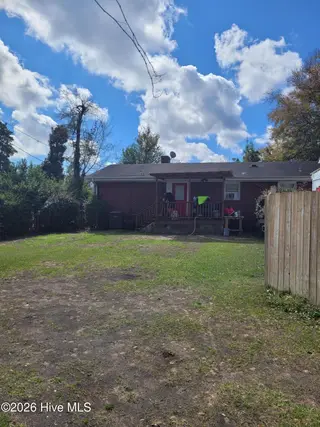 5027 Oleander Drive, Wilmington, NC 28403 – photo 9: 20260309_121117