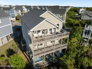 331 Oceanaire Lane, Surf City, NC 28445 – photo 7: 13-web-or-mls-06