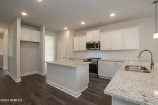 745 Greenwich Place, Richlands, NC 28574 – photo 7: Kitchen 04