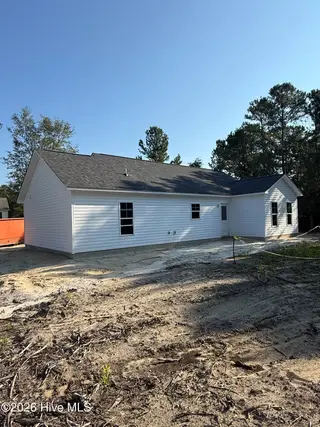 107 Blueberry Fields Road, Maple Hill, NC 28454 – photo 5: Back of House