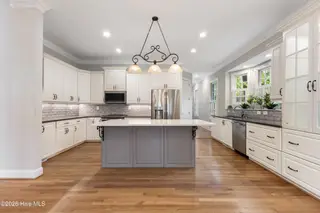8341 Vintage Club Circle, Wilmington, NC 28411 – photo 7: kitchen4