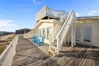 170 Ocean Boulevard W, Holden Beach, NC 28462 – photo 6: 12-web-or-mls-IMG_1290