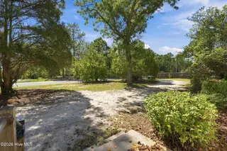 263 Youngs Road, Vass, NC 28394 — 3-bedroom home, Vass, NC, photo 7 of 37: 39-web-or-mls-DSC04812