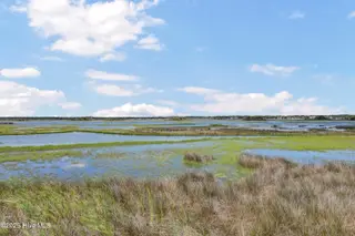 825 S Topsail Drive, Surf City, NC 28445 – photo 12: 013_6g8a0180_636