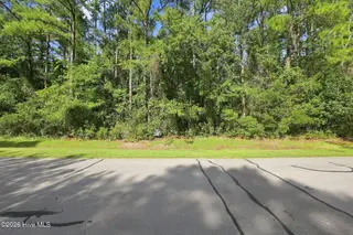5105 Bucco Reef Road, New Bern, NC 28560 – photo 13: 8-web-or-mls-0C0A3344