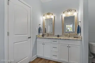 109 Fawn Creek Court, Cedar Point, NC 28584 – photo 17: Primary En-Suite Bathroom