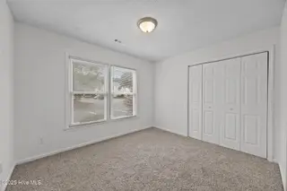 125 W Victoria Court A, Greenville, NC 27834 – photo 14: 15-web-or-mls-IMG_8016