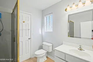 23 Scotland Street, Ocean Isle Beach, NC 28469 — 5-bedroom home, Ocean Isle Beach, NC, photo 16 of 47