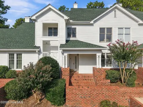 28 N Knoll Road, Southern Pines