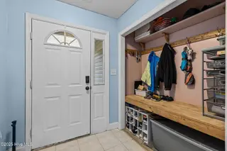 114 Trailwood Drive, Hubert, NC 28539 – photo 3: Foyer