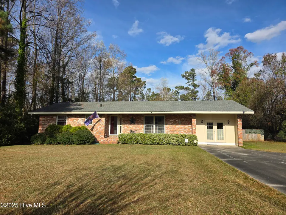 88 Country Club Road, Whiteville, NC 28472 – photo 1 of 27: 34594