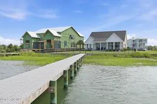 135 Gallants Point Road, Beaufort, NC 28516 – photo 2: Rear from dock