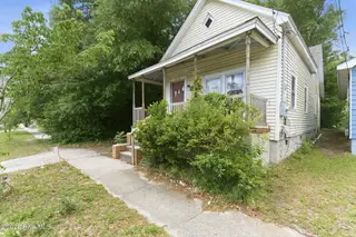 618 S 11th Street, Wilmington, NC 28401 – photo 5: 3-web-or-mls-DSC02983