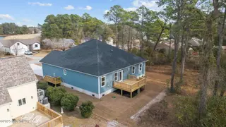 5712 Sloop Court, New Bern, NC 28560 – photo 4: 7-web-or-mls-DJI_20251217125735_0916_D