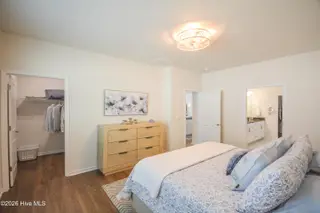 568 Banbury Lane, Pinehurst, NC 28374 – photo 12: Primary Showing 1st of 2 Walk-in Closets