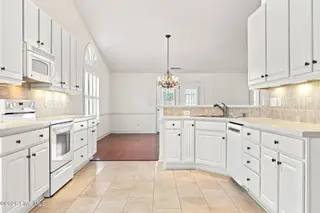 3408 Honeysuckle Drive, Winterville, NC 28590 – photo 15: 36-web-or-mls-IMG_0050
