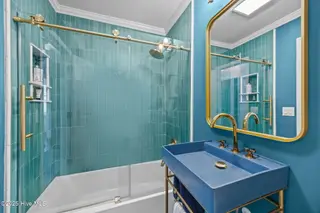 2517 Waccamaw Shores Road, Lake Waccamaw, NC 28450 – photo 24: Guest bathroom