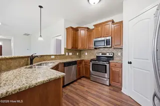 102 E Lake Drive, Goldsboro, NC 27534 – photo 13: 43-web-or-mls-IMG_1012