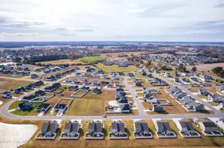 302 Spinnaker Street B, Elizabeth City, NC 27909 – photo 3: ec ext-28