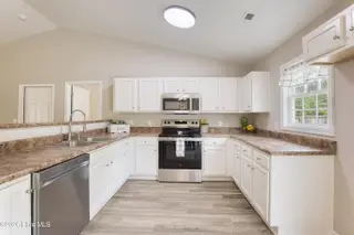 212 Sweet Gum Lane, Richlands, NC 28574 – photo 17