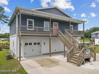 452 Crows Nest Lane, Sneads Ferry, NC 28460 — 3-bedroom home in Weston Lyall, Sneads Ferry, NC, photo 3 of 36: crows-2