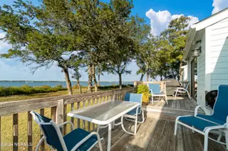 214 Mcginnis Drive, Pine Knoll Shores, NC 28512 – photo 3: 214 McGinnis
