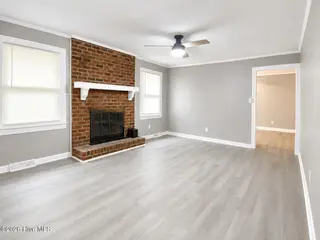 2576 Forrest Drive, Kinston, NC 28504 – photo 7: Sitting room