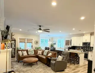 108 NE 17th Street, Oak Island, NC 28465 – photo 12: IMG_1066 (2)