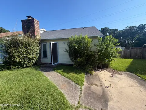 153 Pine Crest Drive, Jacksonville