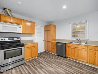 114 Country Club Road, Jacksonville, NC 28546 – photo 14: a02a0042