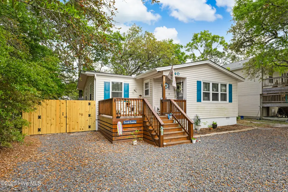 140 NW 9th Street, Oak Island, NC 28465 – photo 1 of 30: 140 NW 9th-1