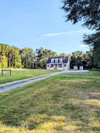 6505 Funston Road SE, Winnabow, NC 28479 — 3-bedroom home, Winnabow, NC, photo 3 of 3: PXL_20260929_205539541~2