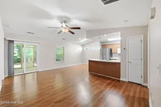 3907 Elizabeth Avenue, New Bern, NC 28562 – photo 7: 7-web-or-mls-0C0A5328