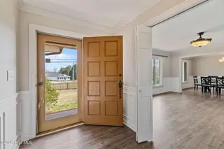 303 N Lincoln Street, Benson, NC 27504 – photo 16: Entry Foyer