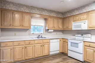 760 Pinehurst Trace Drive, Pinehurst, NC 28374 – photo 10: Kitchen