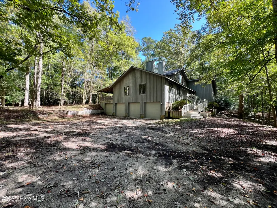443 Gatewood Drive, New Bern, NC 28562 – photo 1 of 75: IMG_1210
