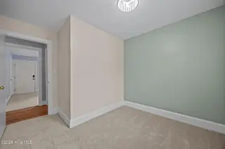 2609 Crockett Drive, Greenville, NC 27858 – photo 23: 36-web-or-mls-IMG_0054